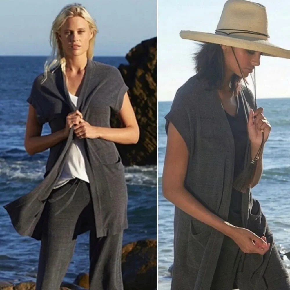 Barefoot dreams NWT cozychic ultra lite sleeveless long cardi carbon size M
